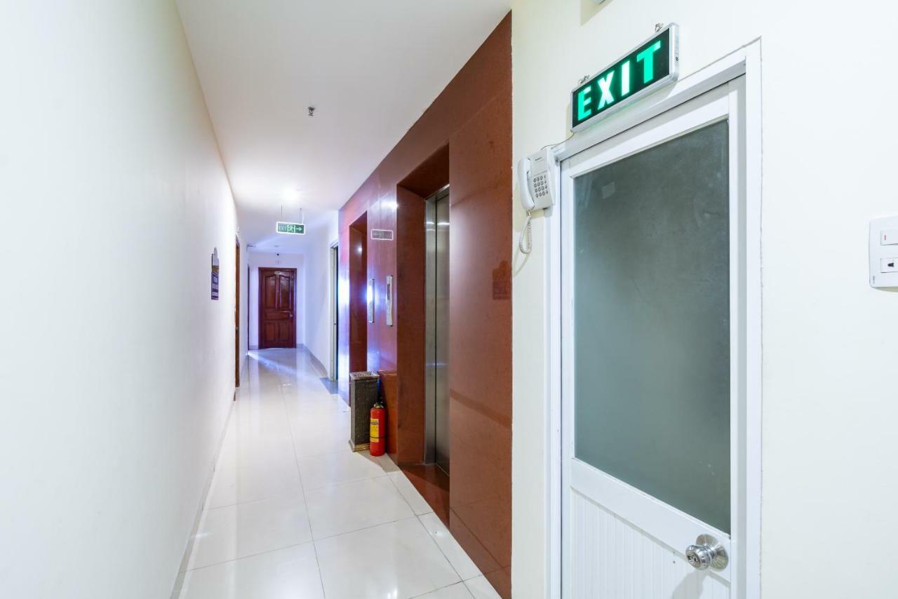 Oyo 375 Hoa Binh Hotel Đà Nẵng Exterior foto