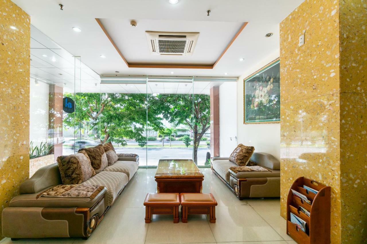 Oyo 375 Hoa Binh Hotel Đà Nẵng Exterior foto