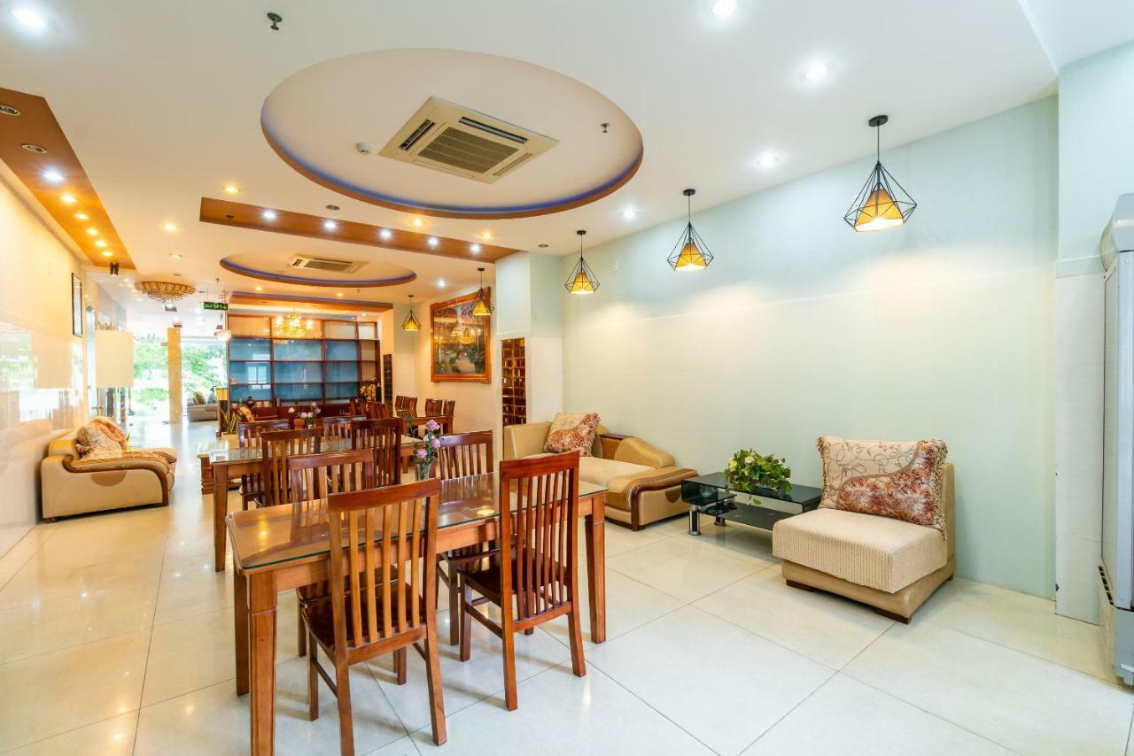 Oyo 375 Hoa Binh Hotel Đà Nẵng Exterior foto